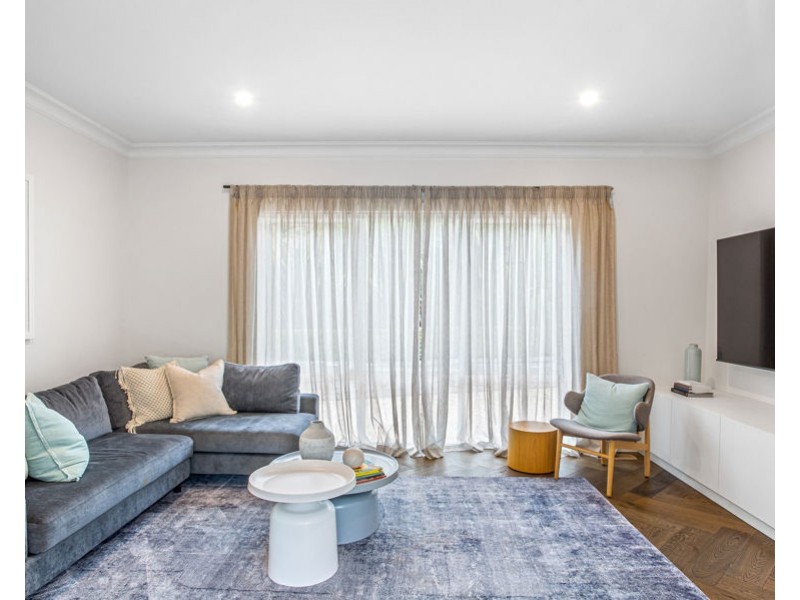 70 Quarry Road, Mitcham VIC 3132