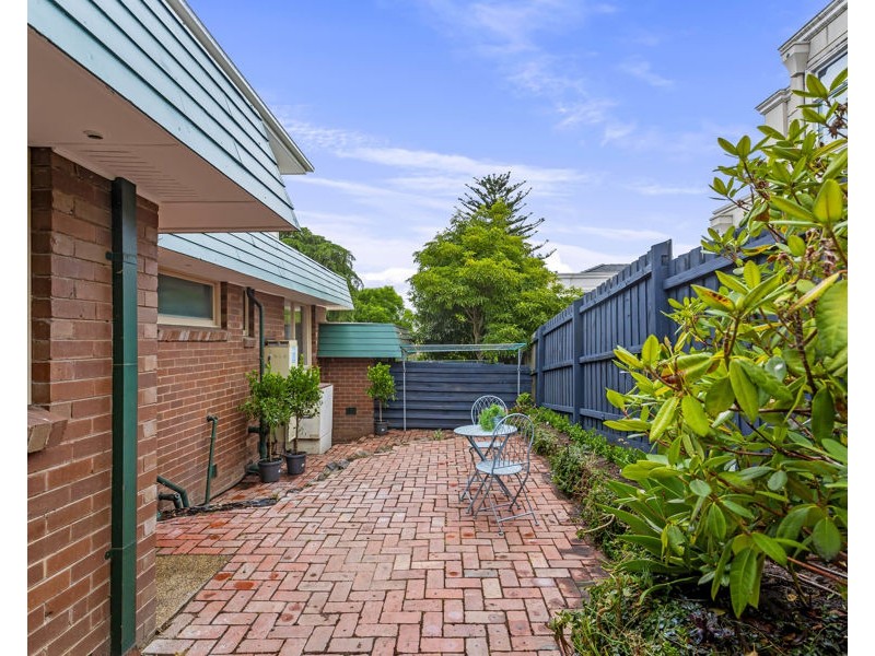 2/49 Surrey Road, Mount Waverley VIC 3149