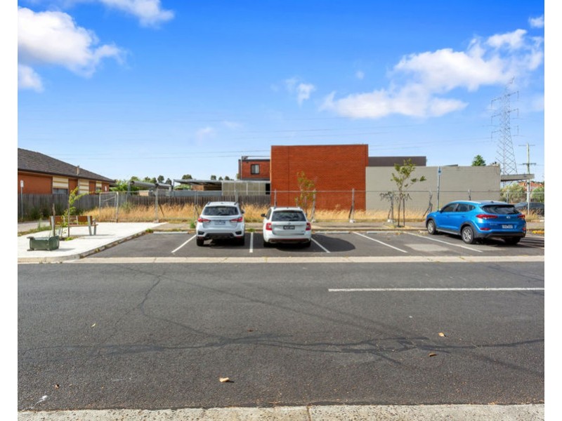 22 Carson Street, Reservoir VIC 3073