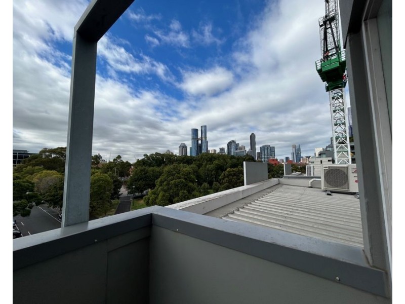 10/209 Cardigan Street, Carlton VIC 3053