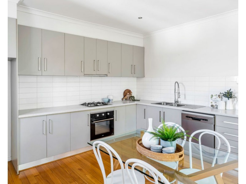 2/137 Northumberland Road, Pascoe Vale VIC 3044