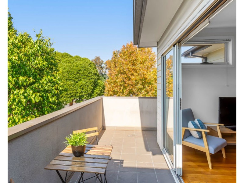 2/137 Northumberland Road, Pascoe Vale VIC 3044