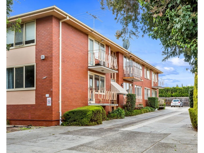 1/142 Hoffmans Road, Essendon VIC 3040