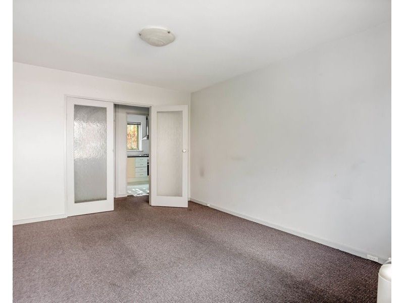 1/142 Hoffmans Road, Essendon VIC 3040