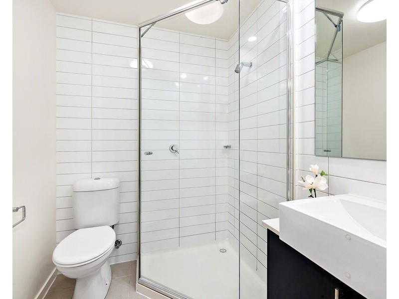 2/272 Albert Street, Brunswick VIC 3056