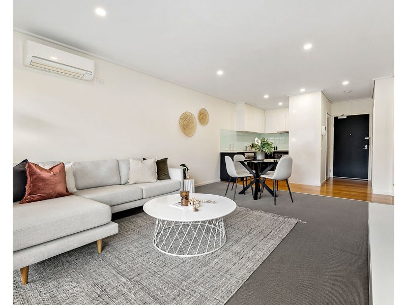 2/272 Albert Street, Brunswick VIC 3056