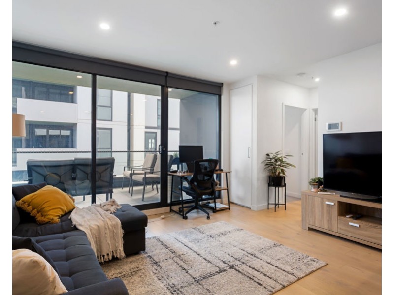 513/3 Olive York Way, Brunswick West VIC 3055