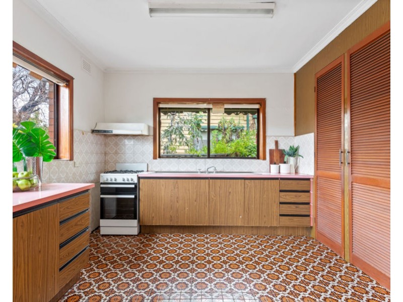 11 Bakers Road, Coburg North VIC 3058