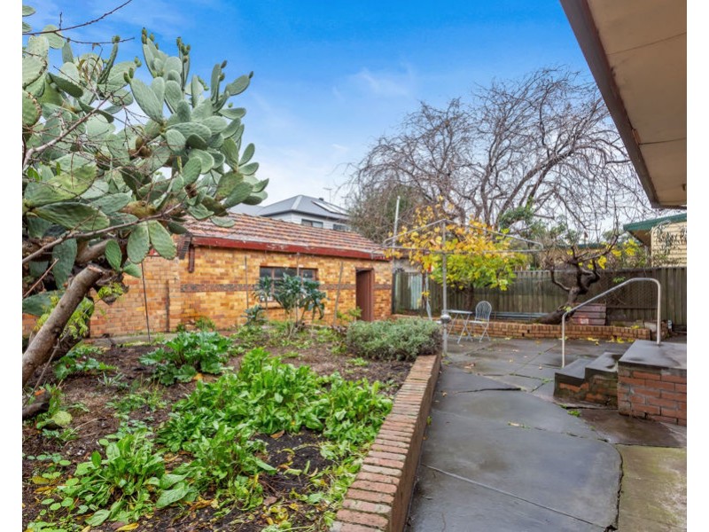 11 Bakers Road, Coburg North VIC 3058