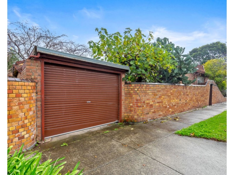11 Bakers Road, Coburg North VIC 3058