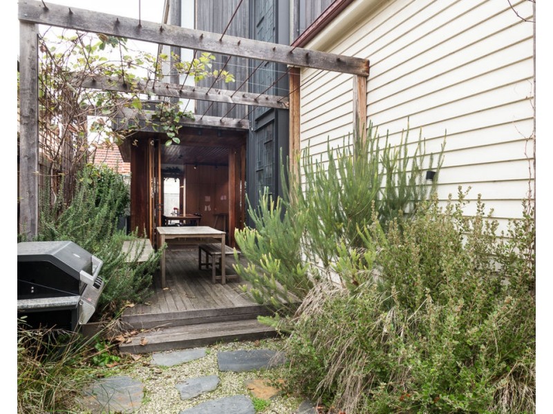 17 Stewart Street, Brunswick VIC 3056