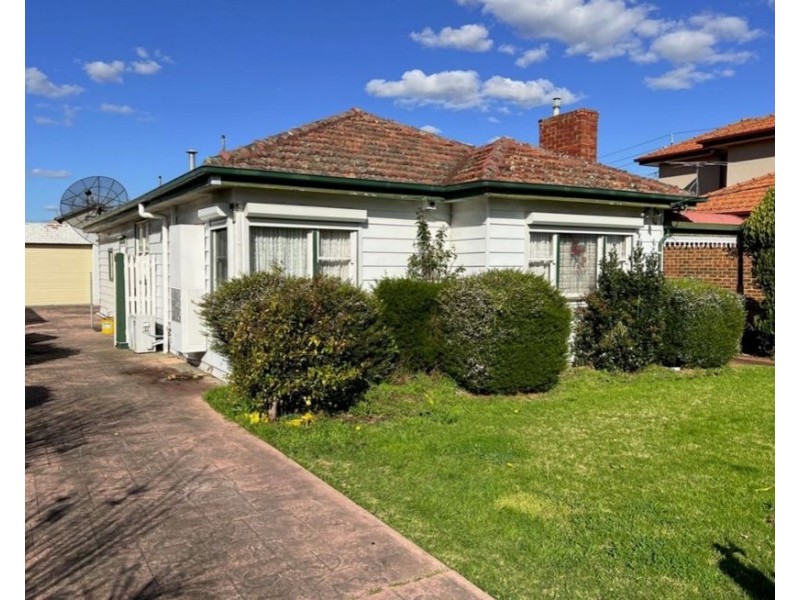 36 Gilbertson Street, Essendon VIC 3040