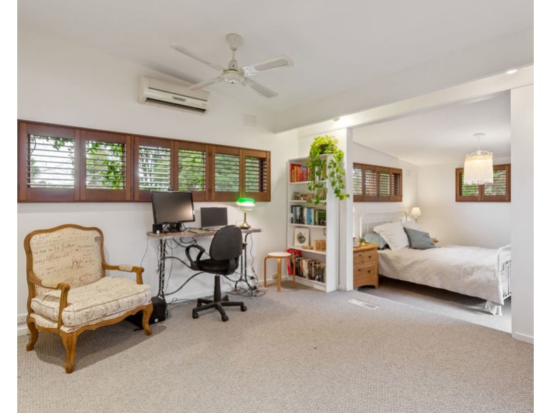 5 Drysdale Place, Doncaster East VIC 3109