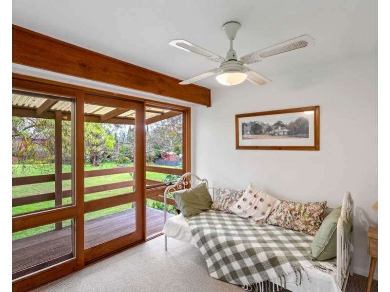 5 Drysdale Place, Doncaster East VIC 3109