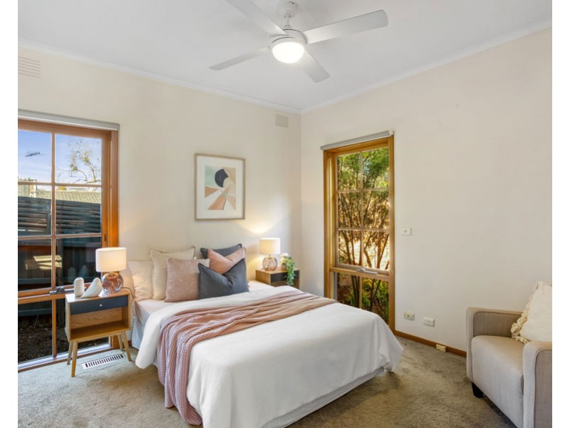 18 Eskdale Court, Eltham North VIC 3095