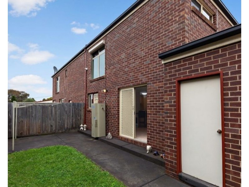 2/17 Cooper Street, Epping VIC 3076