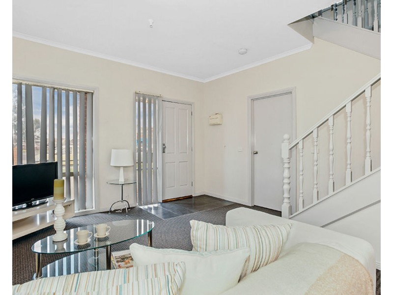 1/919 Pascoe Vale Road, Glenroy VIC 3046