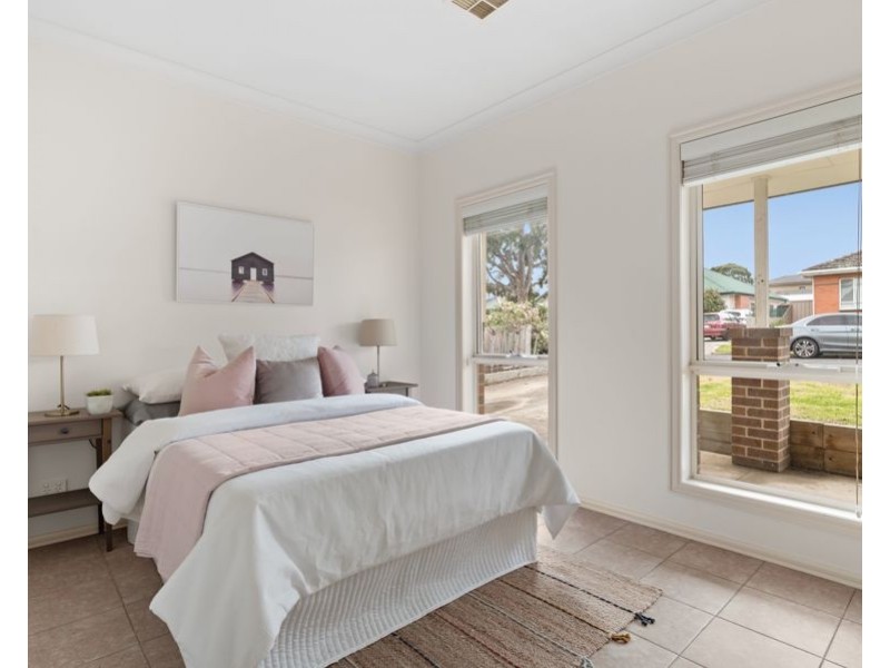 1/27 Birch Avenue, Tullamarine VIC 3043