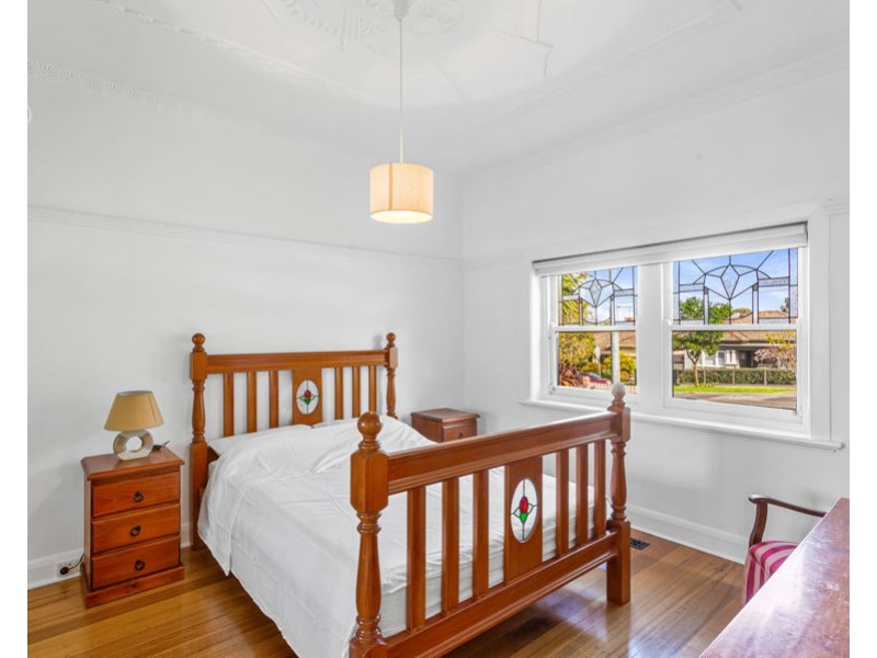 48 Melville Road, Pascoe Vale South VIC 3044
