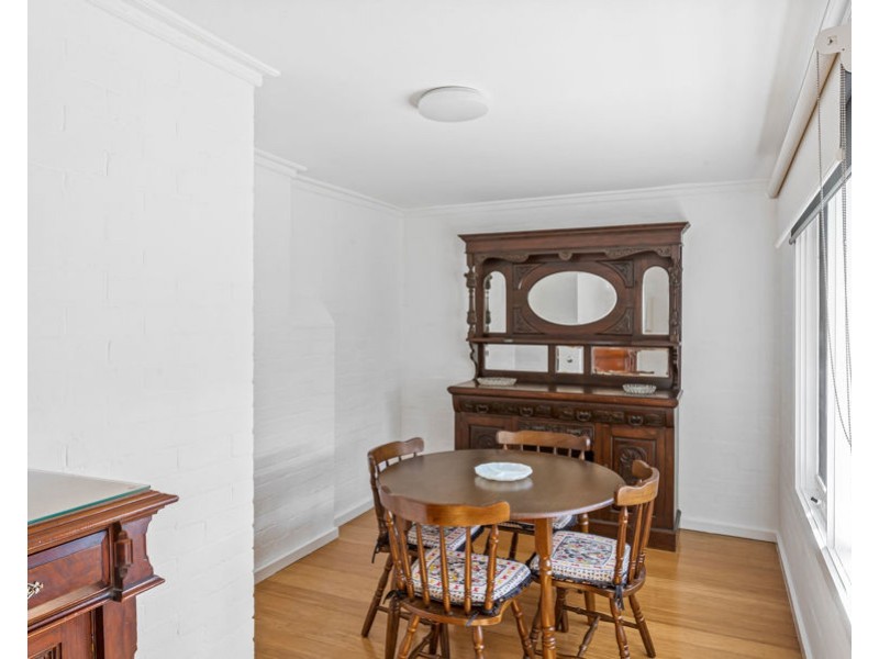 48 Melville Road, Pascoe Vale South VIC 3044