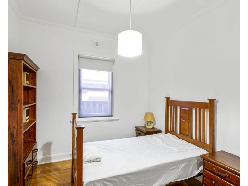 48 Melville Road, Pascoe Vale South VIC 3044