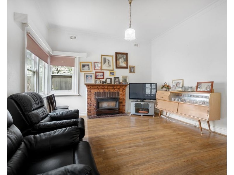 15 Everett Street, Brunswick West VIC 3055