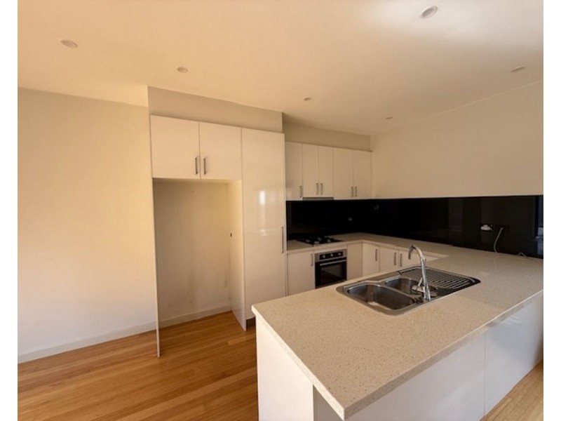 14 Walters Street, Brunswick VIC 3056