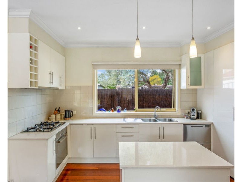 21 Lake Avenue, Pascoe Vale VIC 3044