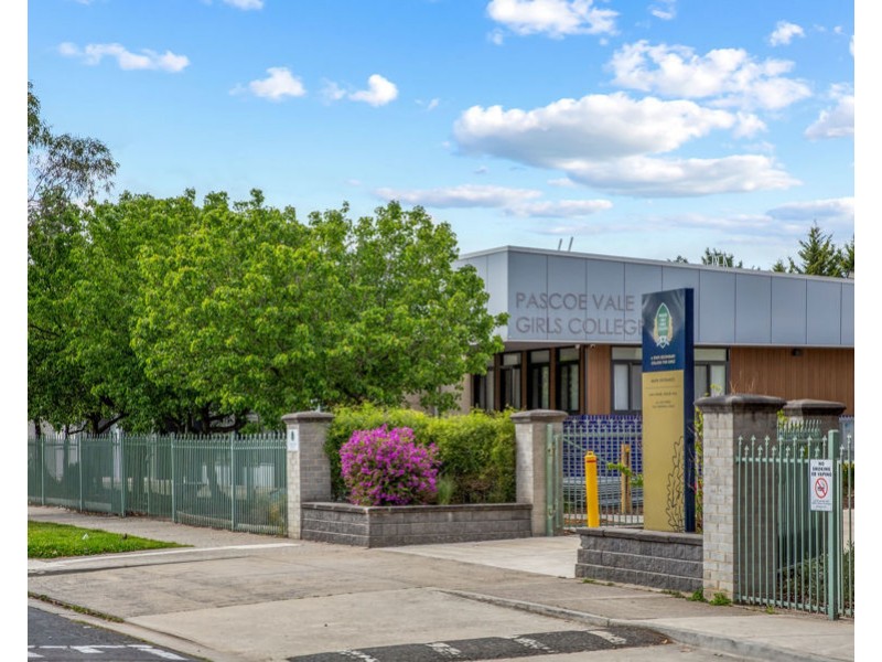 21 Lake Avenue, Pascoe Vale VIC 3044