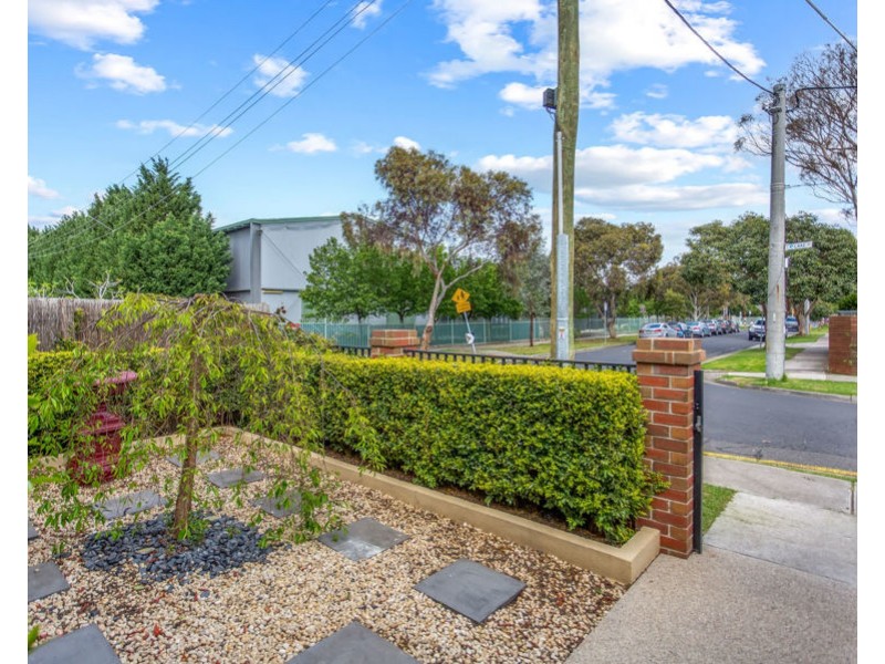 21 Lake Avenue, Pascoe Vale VIC 3044