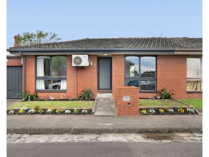 2/28 Sutherland Street, Brunswick VIC 3056