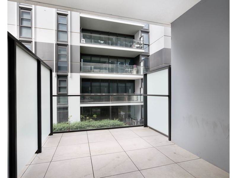 102/3 Olive York Way, Brunswick West VIC 3055