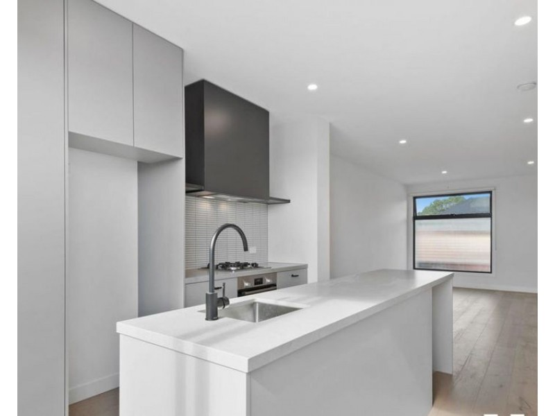 13/61 Edwardes Street, Reservoir VIC 3073