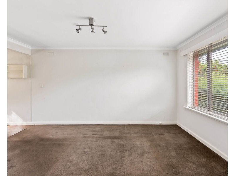 1/16 Passfield Street, Brunswick West VIC 3055