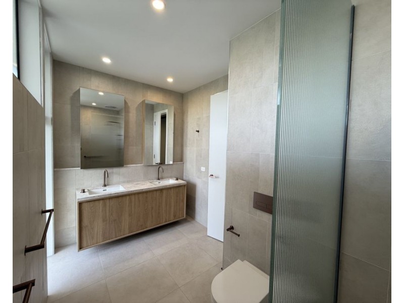 15/97 Napier Street, Essendon VIC 3040