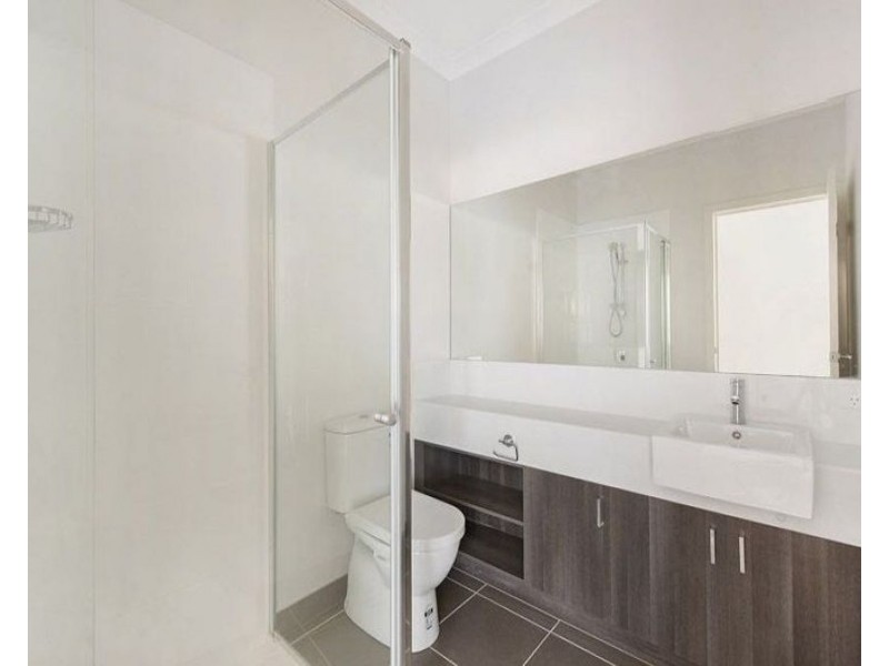 3/2 Truscott Street, Glenroy VIC 3046