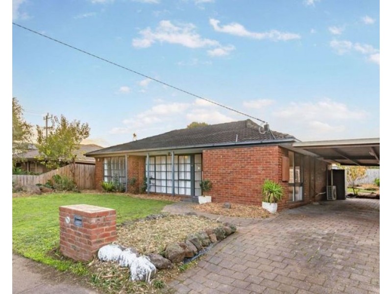 3 Seville Court, Meadow Heights VIC 3048