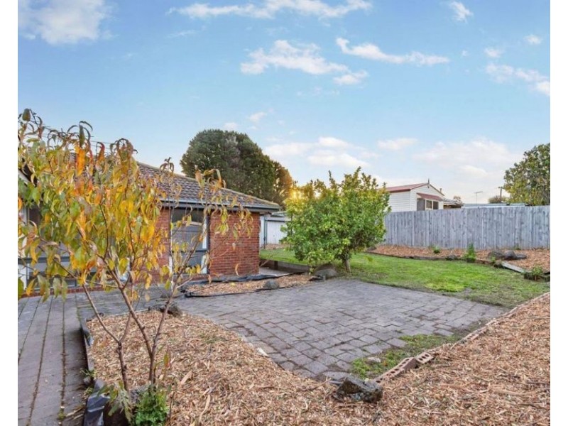 3 Seville Court, Meadow Heights VIC 3048