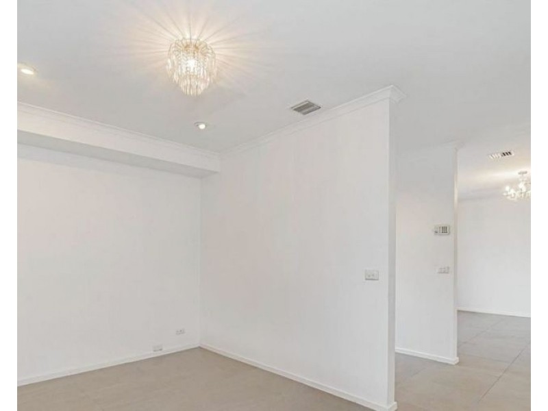 3 Seville Court, Meadow Heights VIC 3048