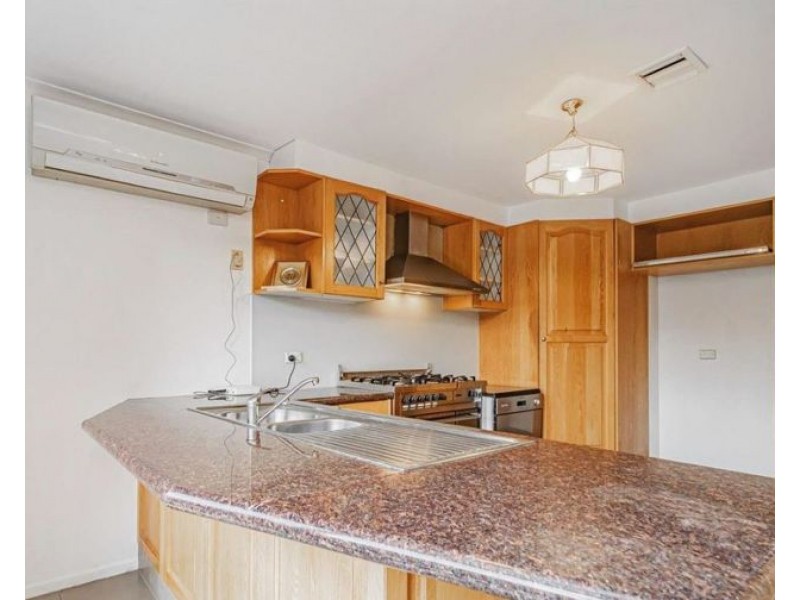 3 Seville Court, Meadow Heights VIC 3048