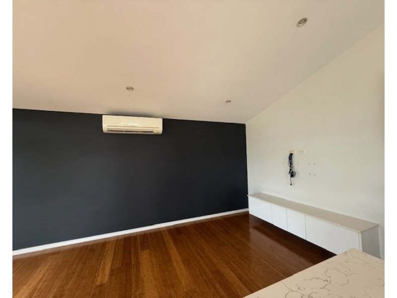 2/9 Clarence Street, Brunswick East VIC 3057