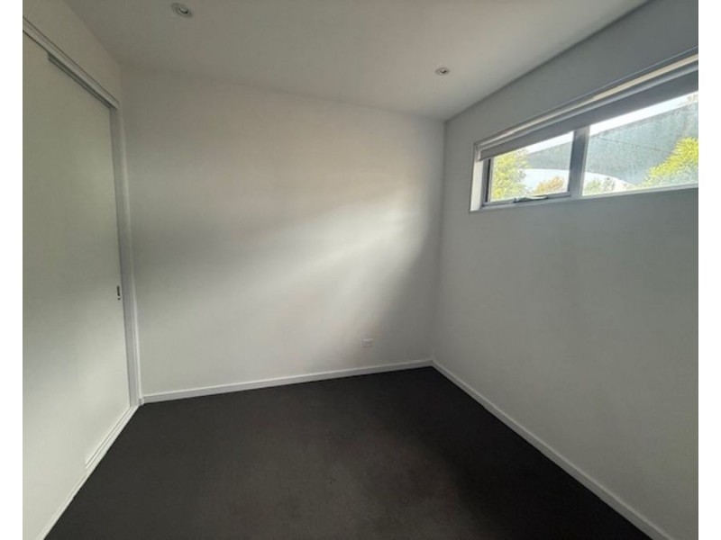 2/9 Clarence Street, Brunswick East VIC 3057