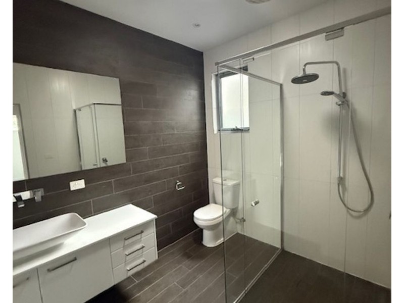 2/9 Clarence Street, Brunswick East VIC 3057