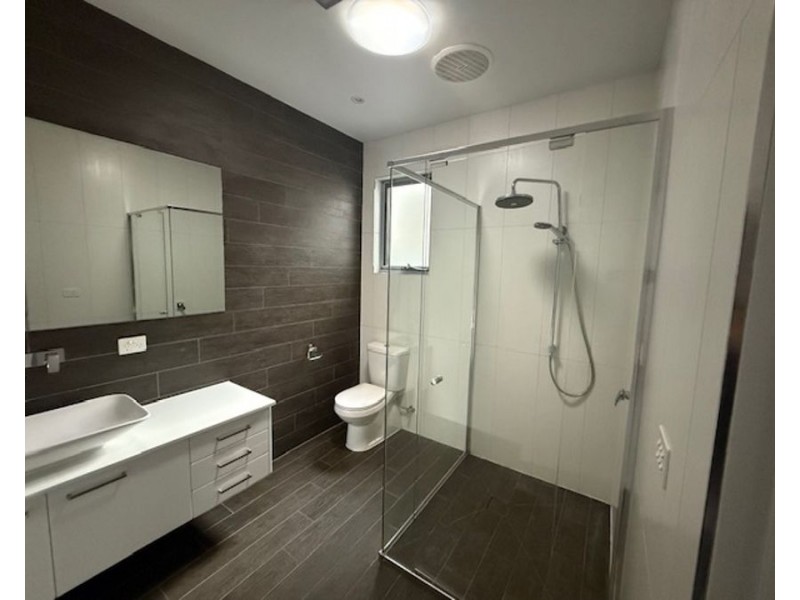 2/9 Clarence Street, Brunswick East VIC 3057