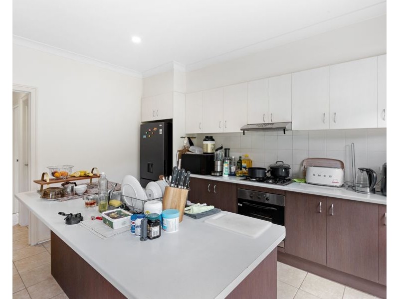 2/27 Birch Avenue, Tullamarine VIC 3043