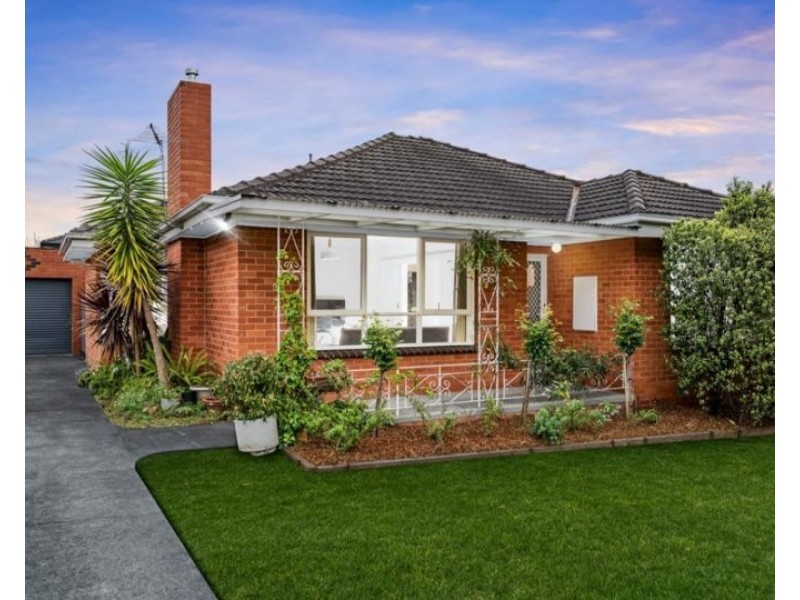 19 Morcom Avenue, Ringwood East VIC 3135