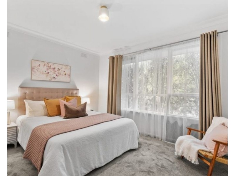 19 Morcom Avenue, Ringwood East VIC 3135