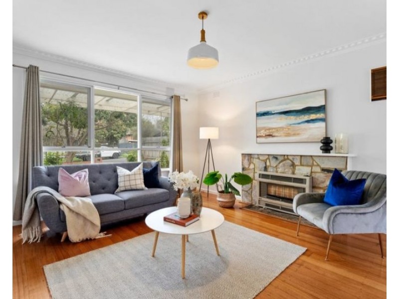 19 Morcom Avenue, Ringwood East VIC 3135