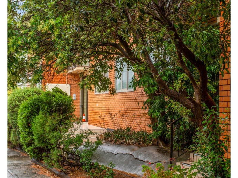 12/446 Albion Street, Brunswick West VIC 3055