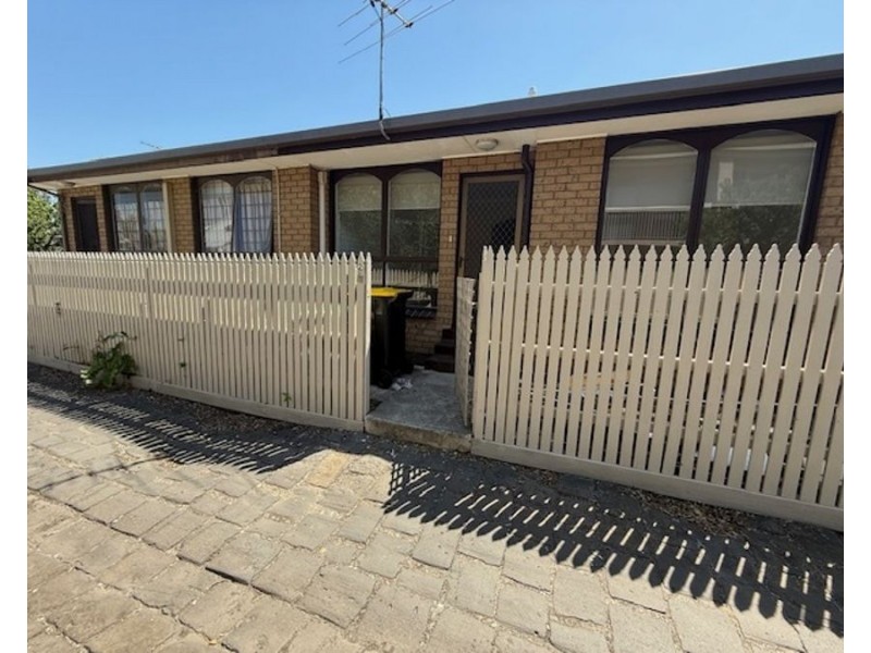 2/120 Albion Street, Brunswick VIC 3056